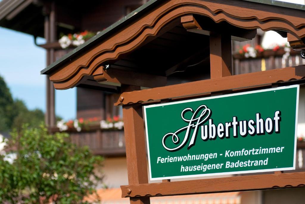 Hotel Hubertushof Latschach ober dem Faakersee Exterior foto